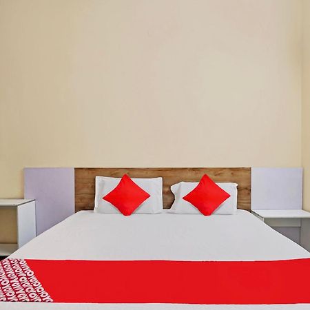 Hotel O 81617 The Pacific Hotel Ghaziabad Εξωτερικό φωτογραφία
