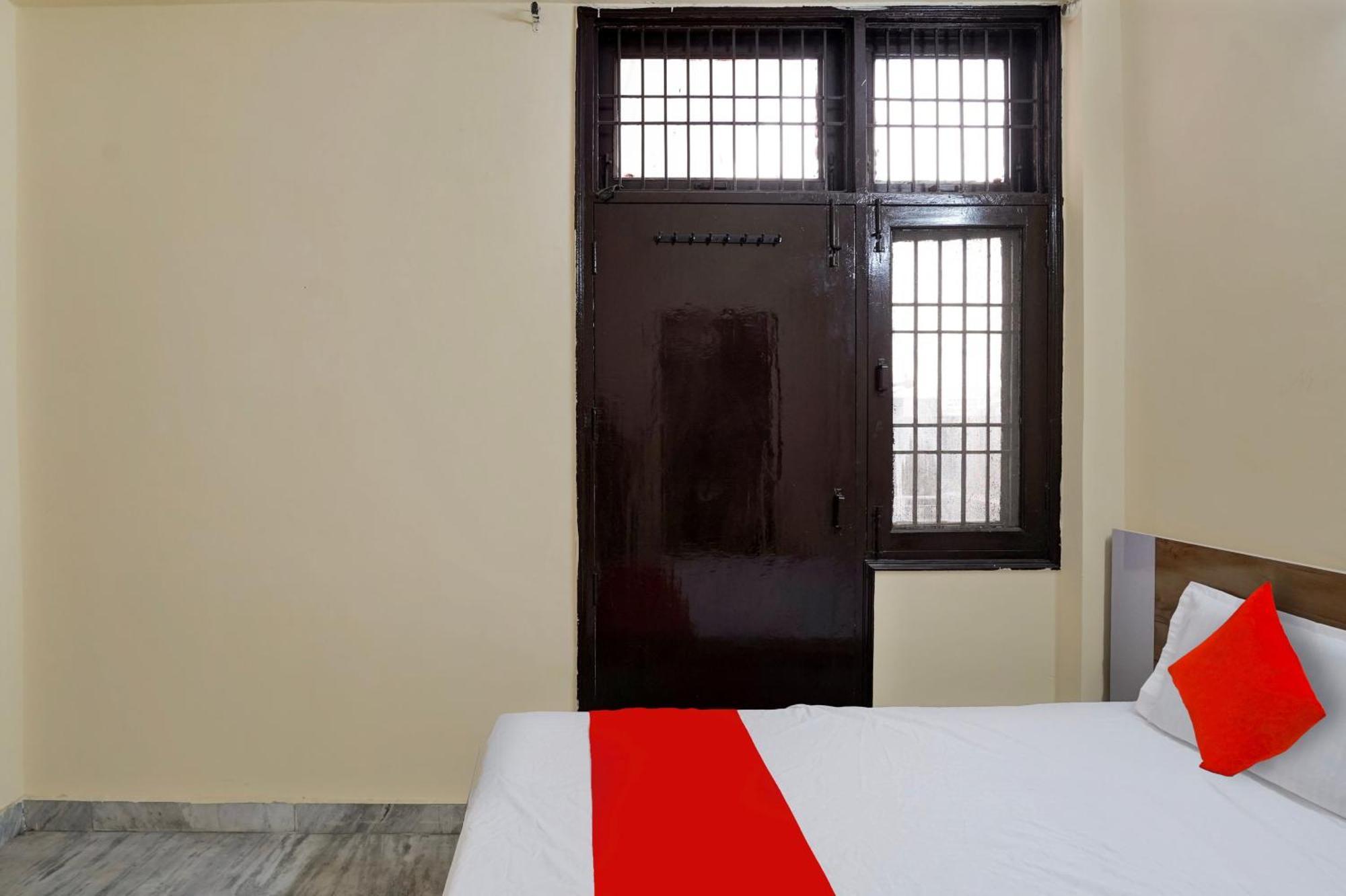 Hotel O 81617 The Pacific Hotel Ghaziabad Εξωτερικό φωτογραφία