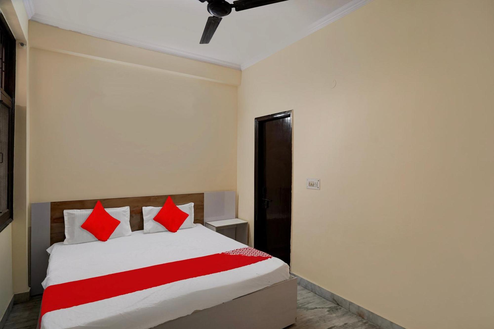 Hotel O 81617 The Pacific Hotel Ghaziabad Εξωτερικό φωτογραφία
